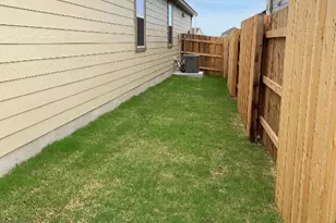 152 Lime St, Buda, TX 78610 - Photo 14