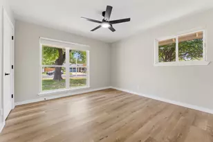 911 Cripple Creek Dr, Austin, TX 78758 - Photo 18
