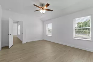 277 Rivers Edge Dr, Georgetown, TX 78628 - Photo 14