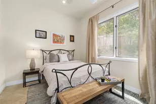 2102 Paisano Rd, Austin, TX 78746 - Photo 10