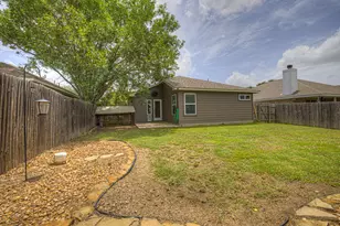 401 Summerside Ave, Lockhart, TX 78644 - Photo 28