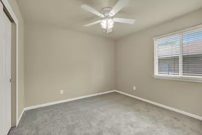 401 Summerside Avenue, Lockhart, TX 78644 - Photo 20