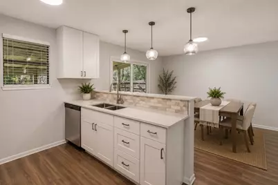 5005 Creek Bend Drive, Austin, TX 78744 - Photo 8
