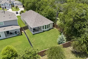 101 Georgia Lace Trail, Georgetown, TX 78626 - Photo 32