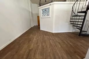 109 N Main St, Taylor, TX 76574 - Photo 6