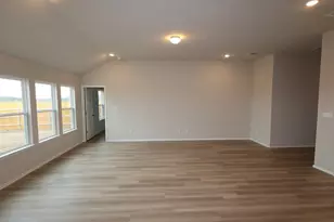 13705 Warnock Trl, Manor, TX 78653 - Photo 6