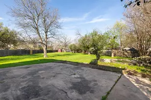 1805 White Oak Cove, Round Rock, TX 78681 - Photo 24