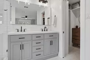 8610 Mesa Dr, Austin, TX 78759 - Photo 20