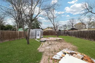 2258 W Mill St, New Braunfels, TX 78130 - Photo 30