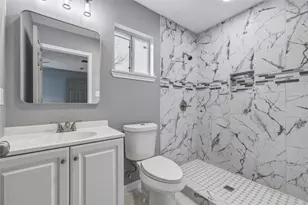 2258 W Mill St, New Braunfels, TX 78130 - Photo 22