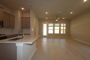 116 Norway Spruce St, Dripping Springs, TX 78620 - Photo 2