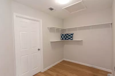 8512 Remington Lane, Austin, TX 78758 - Photo 32