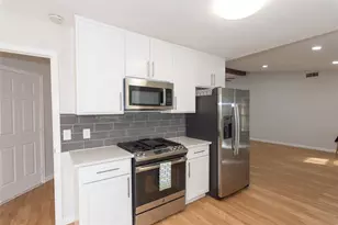 8512 Remington Ln, Austin, TX 78758 - Photo 16