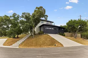 18511 Hobby Ln, Jonestown, TX 78645 - Photo 40