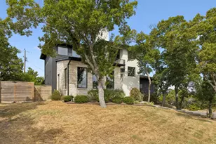 18511 Hobby Ln, Jonestown, TX 78645 - Photo 2