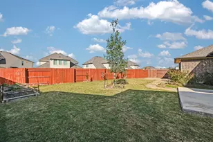 208 Rocky View Ln, Georgetown, TX 78628 - Photo 28