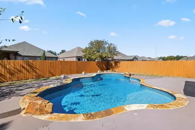 117 E Emory Fields Drive, Hutto, TX 78634 - Photo 30