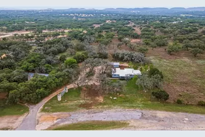 1169 W US Highway 290, Johnson City, TX 78636 - Photo 40