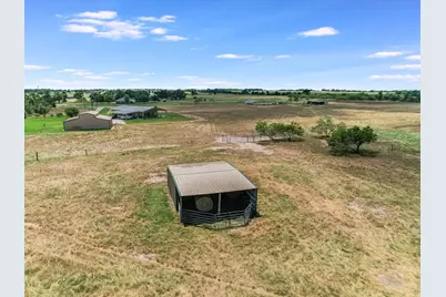 14325 Fm 619, Coupland, TX 78615 - Photo 18