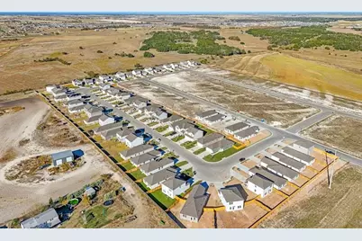 244 Firefox Way, Jarrell, TX 76537 - Photo 8