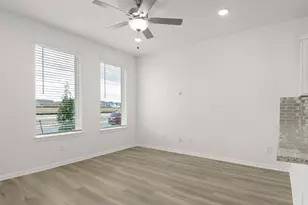 1624 Esplanade Pkwy, San Marcos, TX 78666 - Photo 4