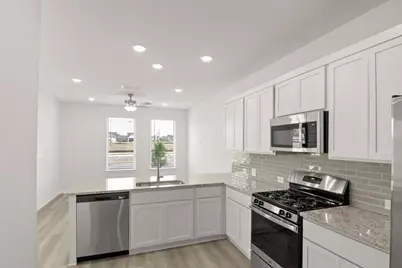 1624 Esplanade Parkway, San Marcos, TX 78666 - Photo 18