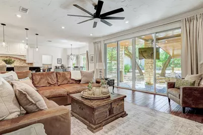 111 Roberts Circle, Georgetown, TX 78633 - Photo 14