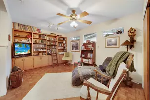 107 Mandalay Ln, San Marcos, TX 78666 - Photo 8