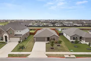 105 Saviano Rd, Hutto, TX 78634 - Photo 22