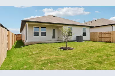 25529 Farmers Crop Lane, Elgin, TX 78621 - Photo 28