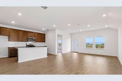 25529 Farmers Crop Lane, Elgin, TX 78621 - Photo 14