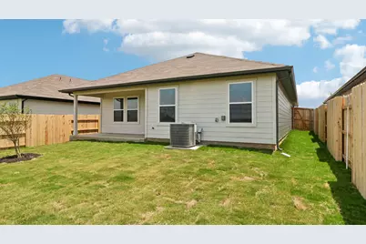 25529 Farmers Crop Lane, Elgin, TX 78621 - Photo 30