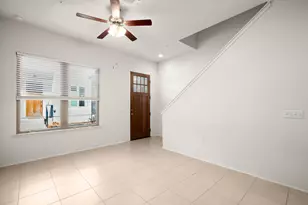 4513 Kocurek St, Austin, TX 78723 - Photo 4