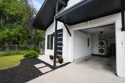 1123 Omega Avenue #1, Austin, TX 78721 - Photo 28
