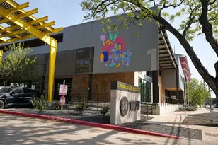 1123 Omega Ave, Austin, TX 78721 - Photo 34