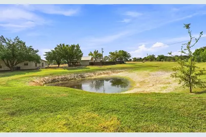 102 Valley View Drive E, Leander, TX 78641 - Photo 36