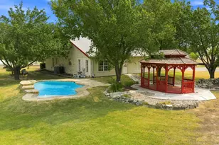 102 Valley View Dr E, Leander, TX 78641 - Photo 28