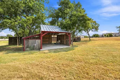 102 Valley View Drive E, Leander, TX 78641 - Photo 34