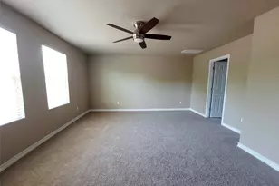 213 Mary Max Cir, San Marcos, TX 78666 - Photo 12