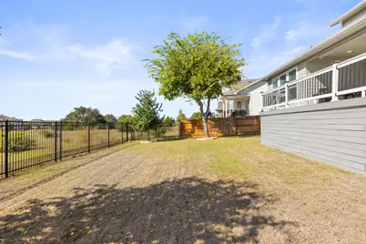 1005 Sage Thrasher Circle, Dripping Springs, TX 78620 - Photo 34