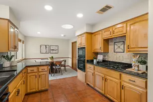10804 Buckthorn Dr, Austin, TX 78759 - Photo 12