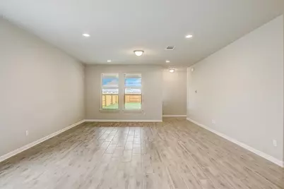 108 Peruvian Lane, Georgetown, TX 78626 - Photo 4