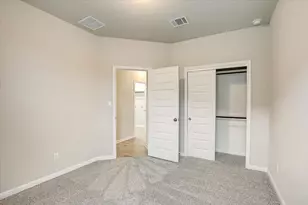 108 Peruvian Ln, Georgetown, TX 78626 - Photo 20