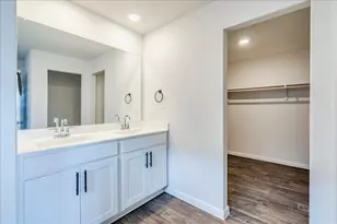 136 Medinah Ln, San Marcos, TX 78666 - Photo 14