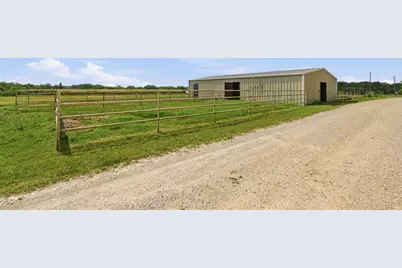 1175 Southern Way, Luling, TX 78648 - Photo 12
