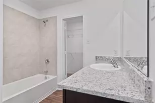 3927 Trail de Paris, New Braunfels, TX 78132 - Photo 14