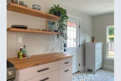 2013 Tillotson Avenue, Austin, TX 78702 - Photo 16