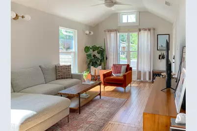 2013 Tillotson Avenue, Austin, TX 78702 - Photo 4