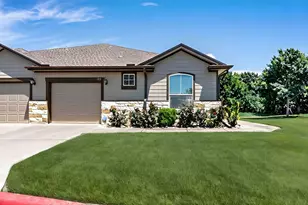 711 Rolling Oak Dr, Round Rock, TX 78664 - Photo 2