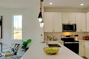 304 Tesla Cir, Austin, TX 78681 - Photo 6